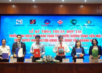 Triển khai dịch vụ thanh toán tiền nước không dùng tiền mặt