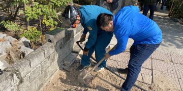 Xí nghiệp nước Vân Đồn: Lắp đặt miễn phí đường ống cấp nước sạch cho hộ nghèo, cận nghèo.